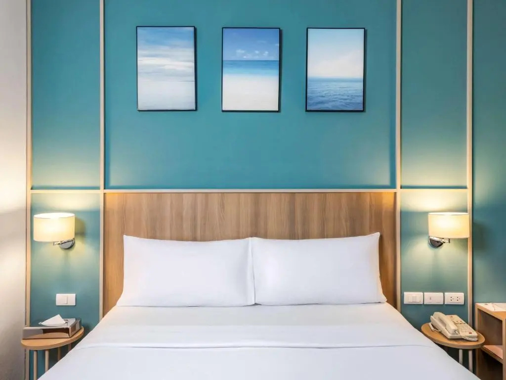 Double Suite (full double bed)