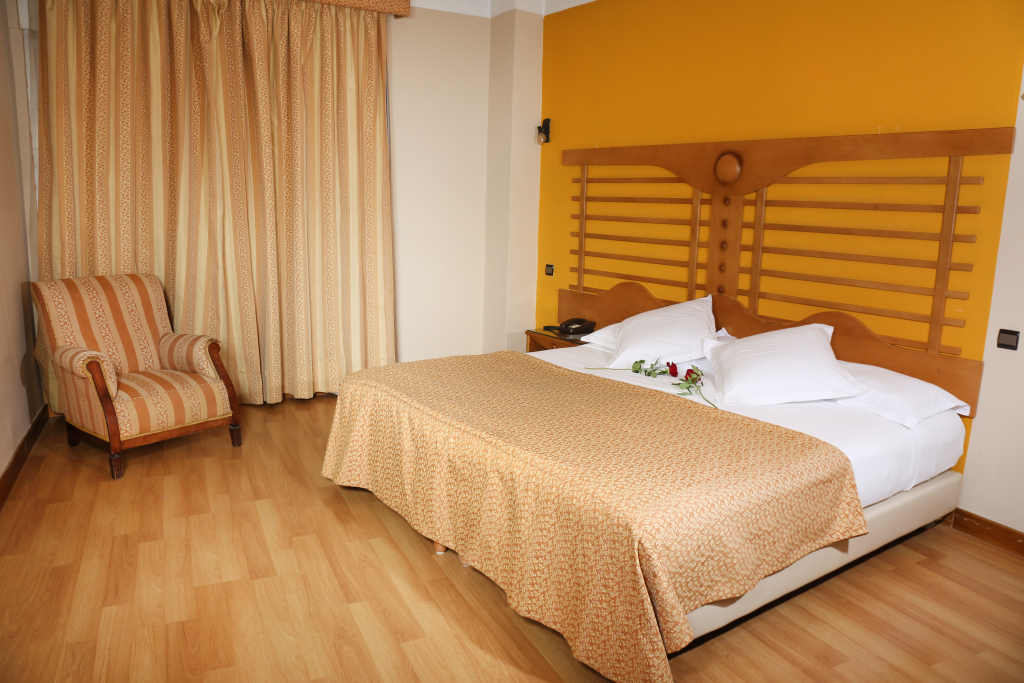 Hotel Rembrandt by null