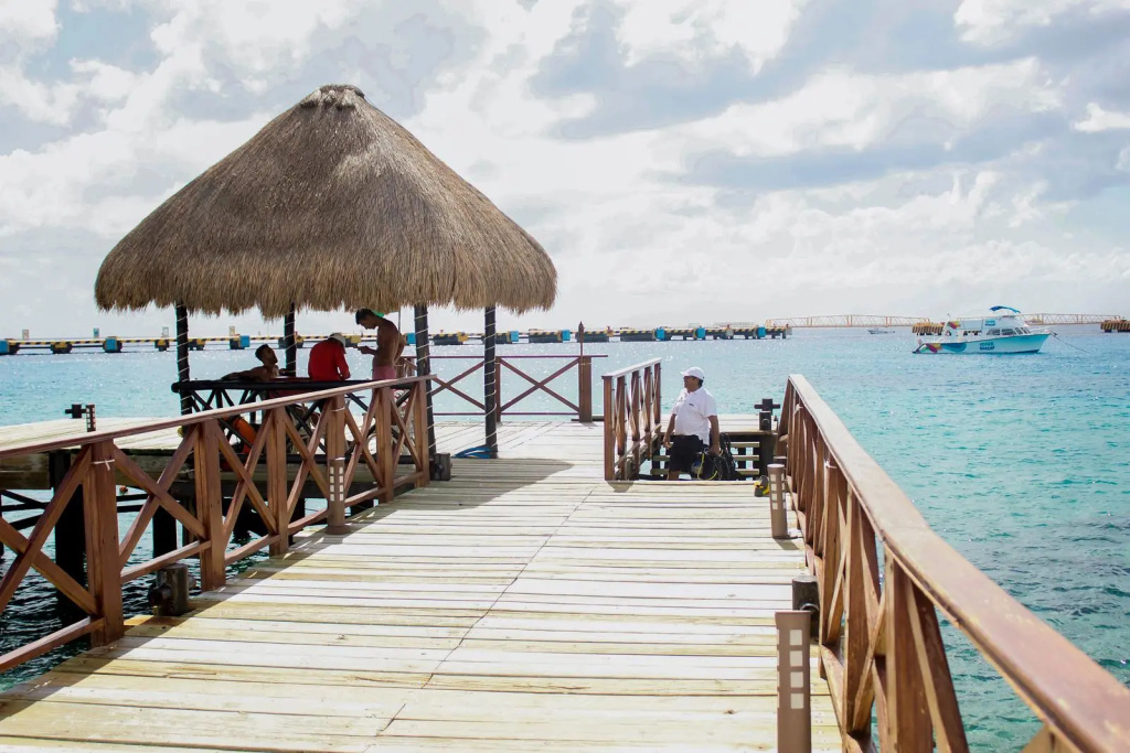 Beach & Waterfront