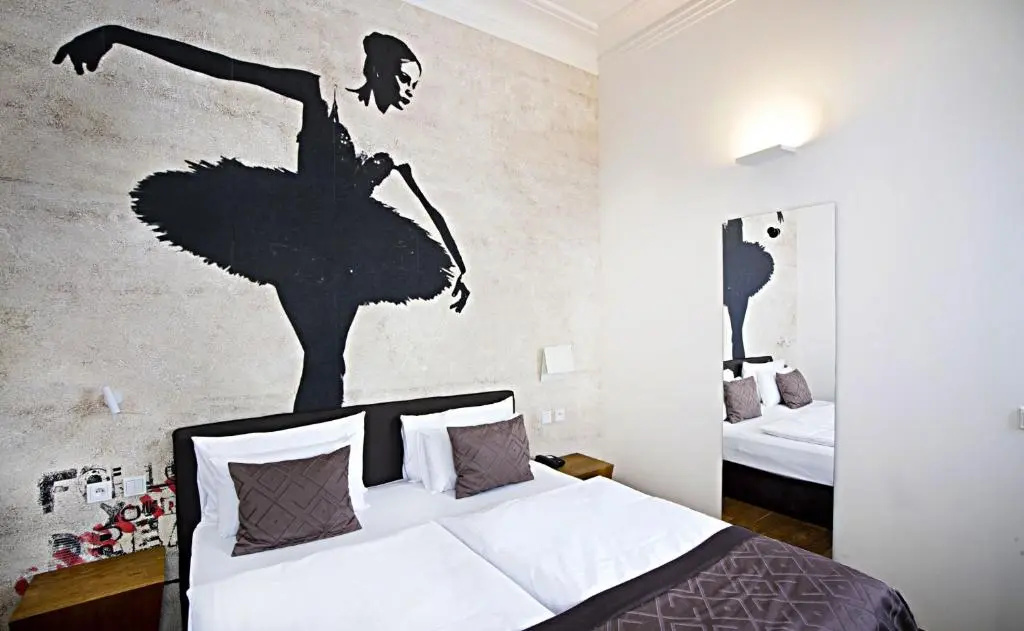 Golden Crown Hotel - Chambres