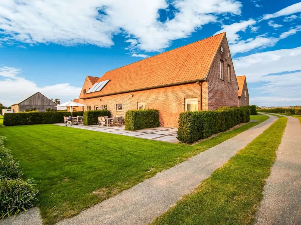 Holiday Home In A Rural Setting With A Wonderfully Big Garden