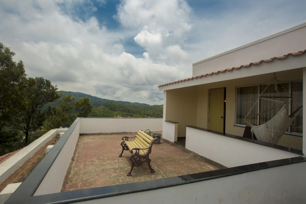 Balcony & Terrace