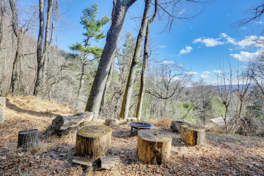 Ski, Hike & Unwind: Mtn-view Gem w/ Deck in Boone