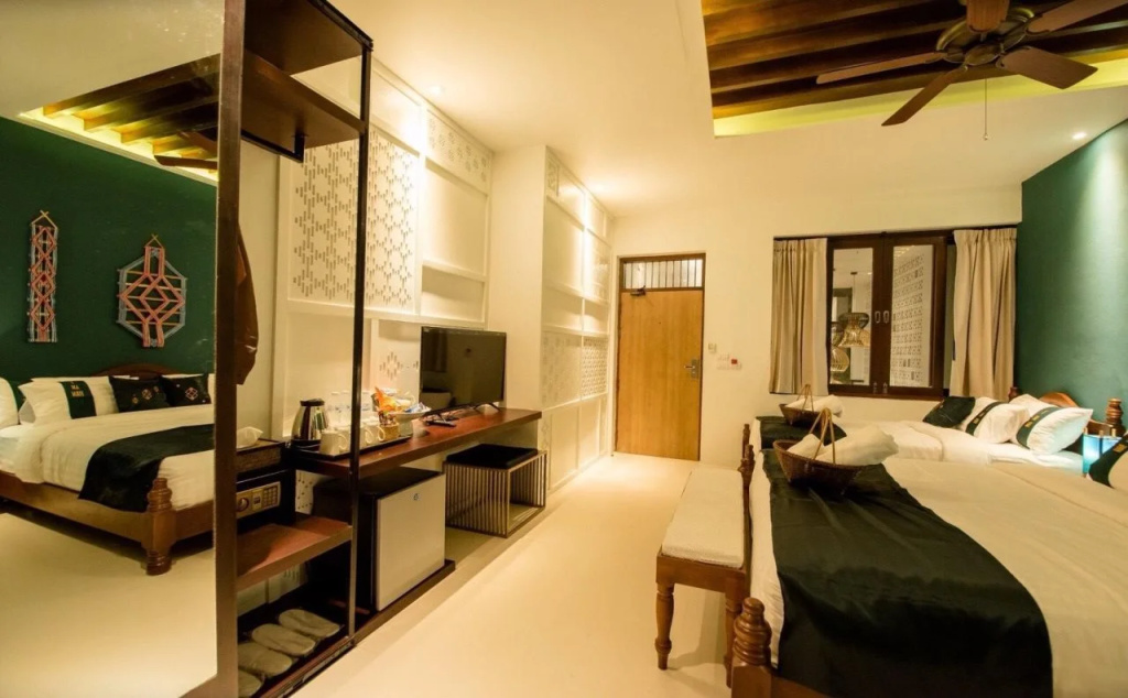 Pah Hotel