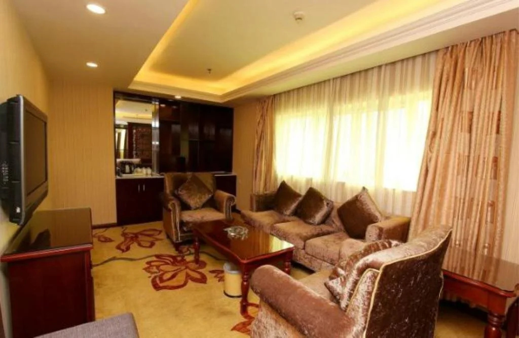 Lobby & Reception