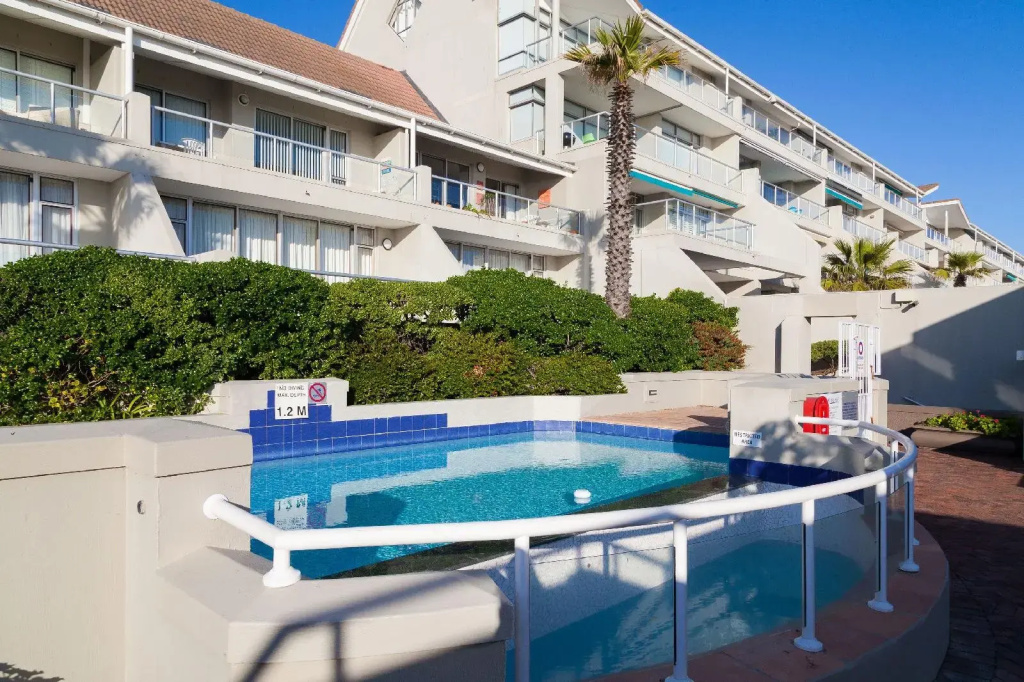 Dolphin Beach Hotel - Général