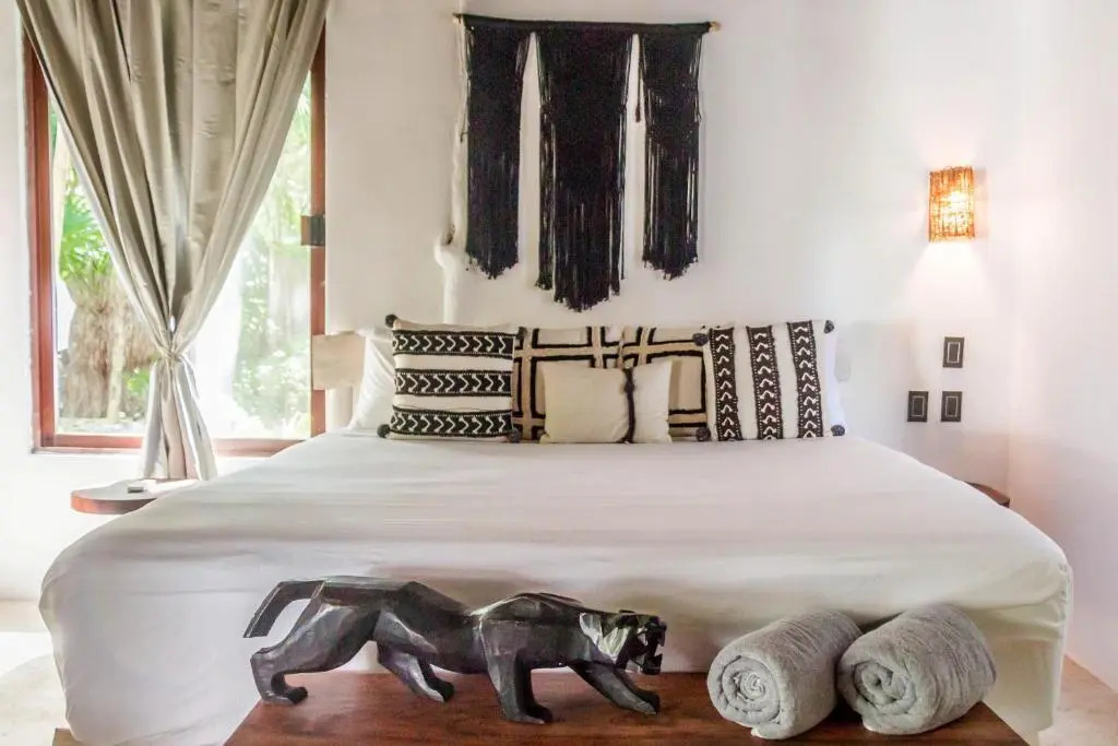 Double Suite with view (full double bed)