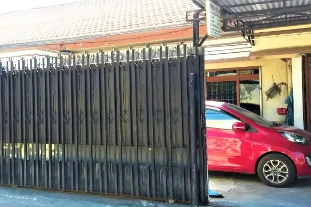 Penginapan Meli