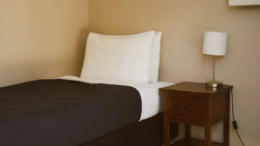 Economy room
