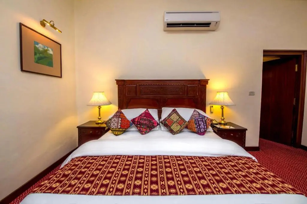 Swat Serena Hotel - Chambres