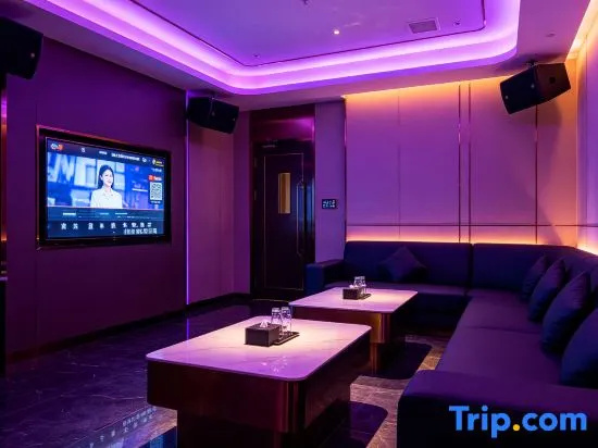 Yunshang Bohao Hotel (Huiyang New World Shopping Plaza Branch) in Huizhou