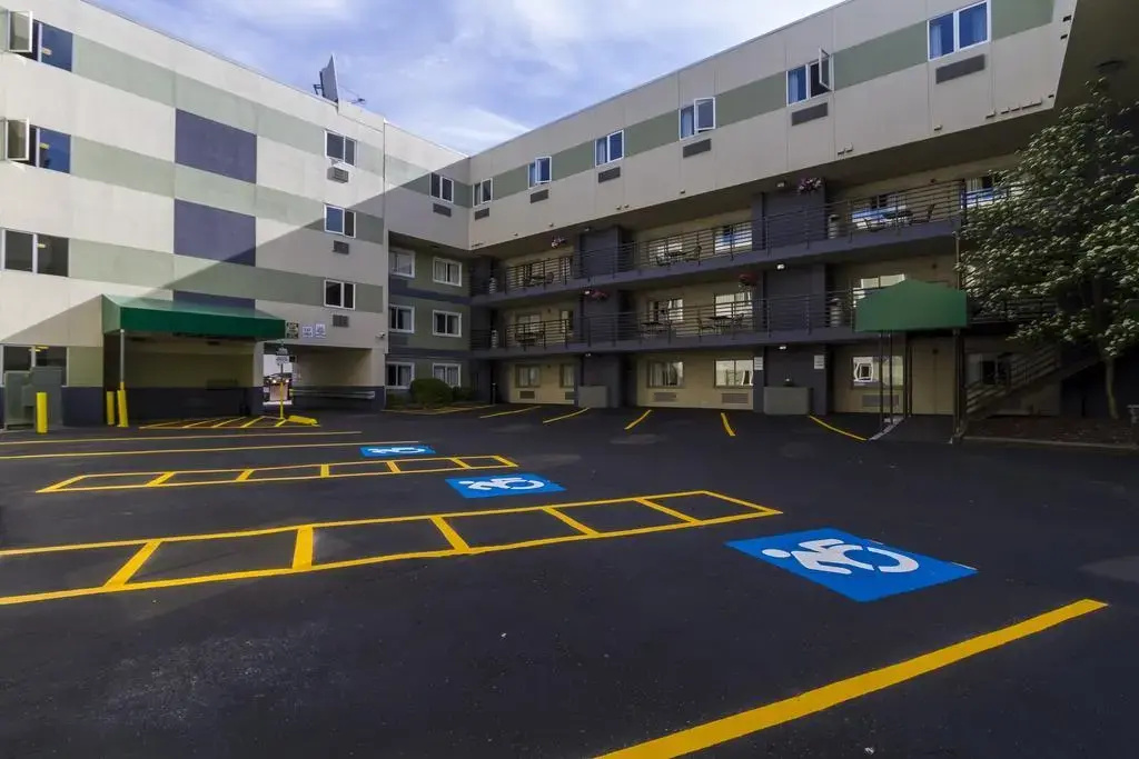 GuestHouse Inn and Suites Anchorage