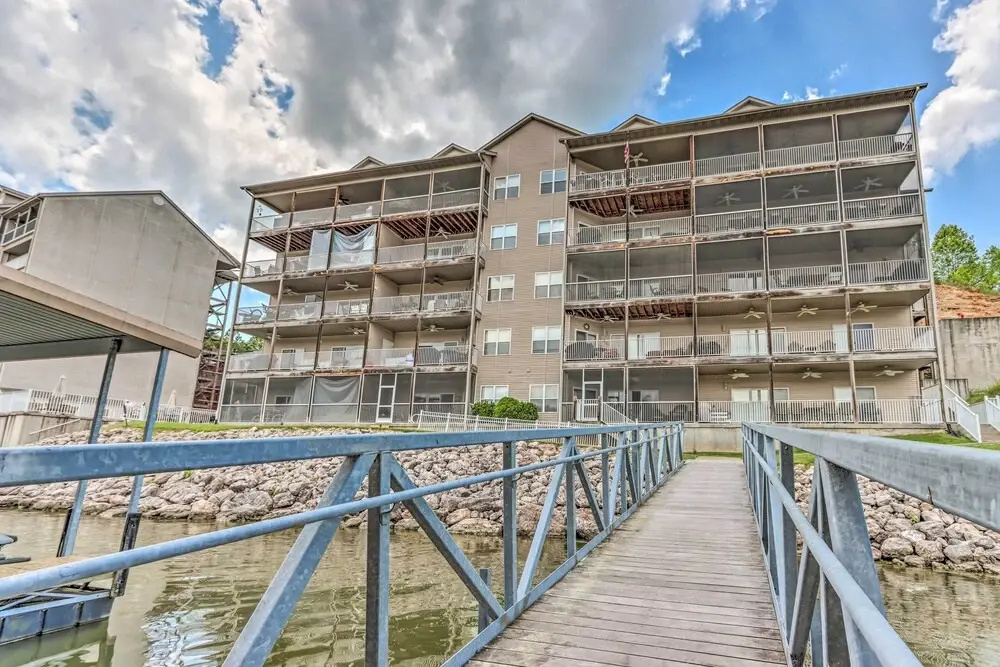 Lake & Poolside Fun! Water-view Camdenton Condo