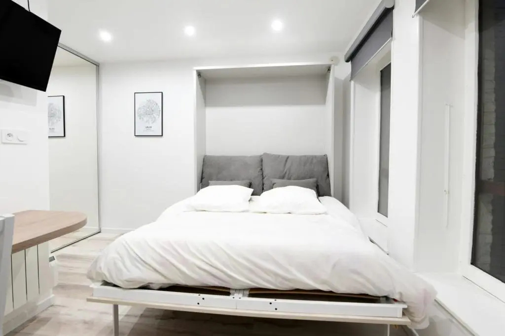 Nice and calm studio in Central Lille two steps to Grand Place - Welkeys