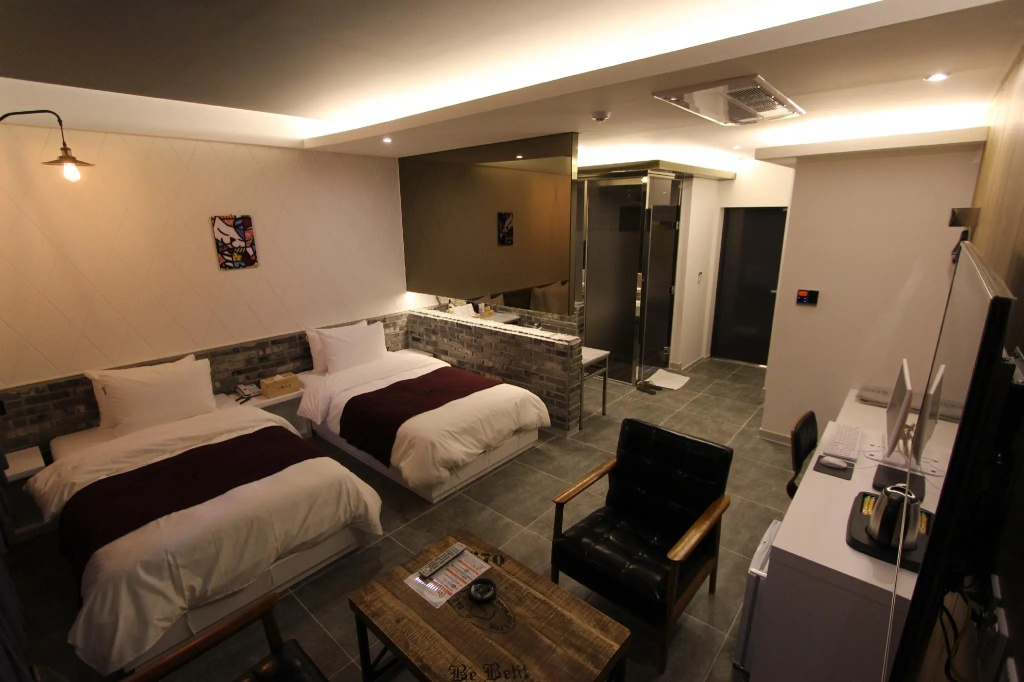 Deluxe Double room (twin beds)