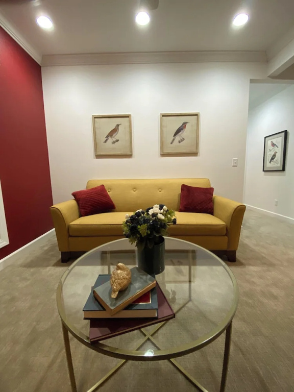 Premium Double room with balcony (full double bed)