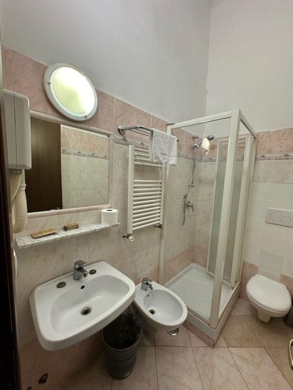 Economy room