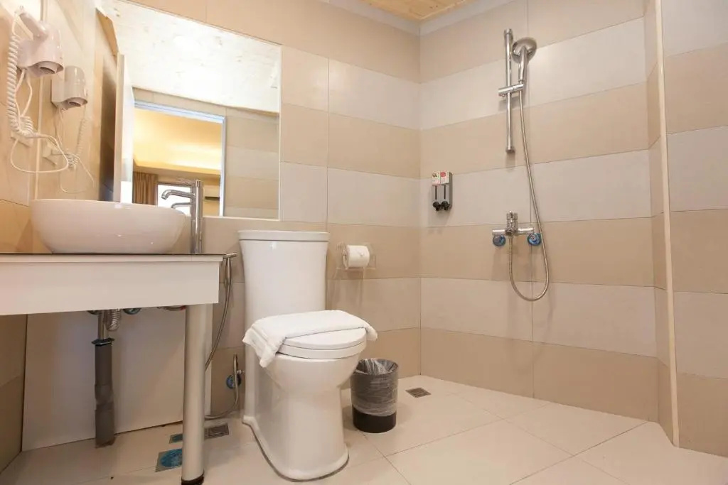 Standard Double room with garden view (full double bed)
