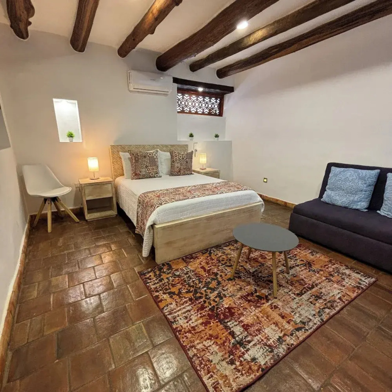 Standard Double room (full double bed)