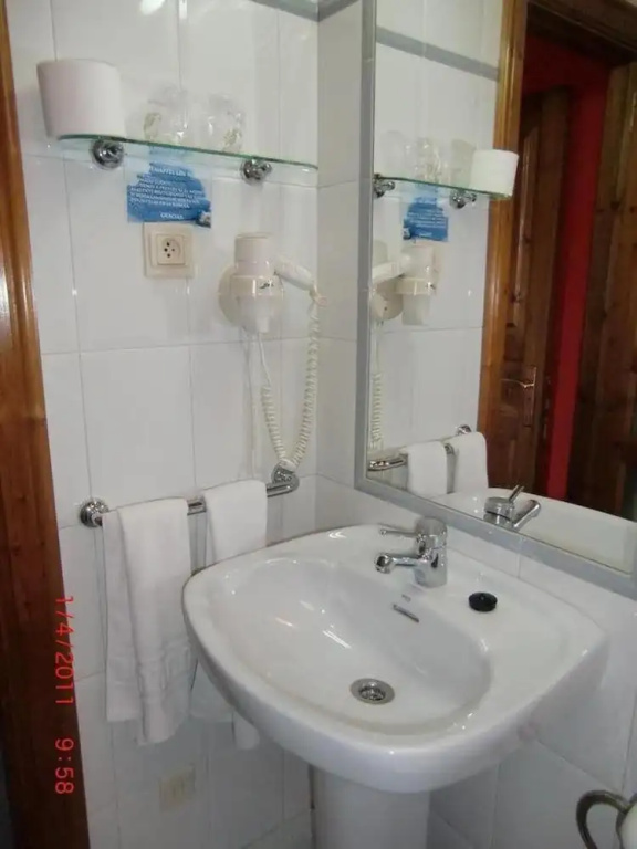 Double Apartment (full double bed)