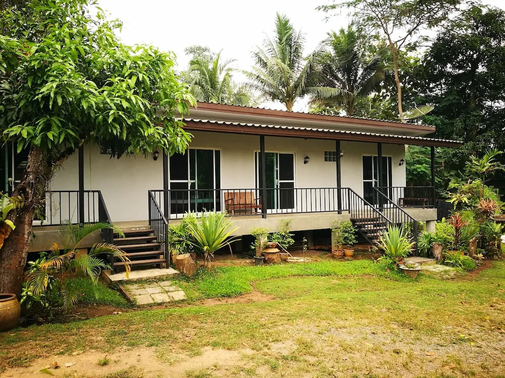 Kru Guesthouse