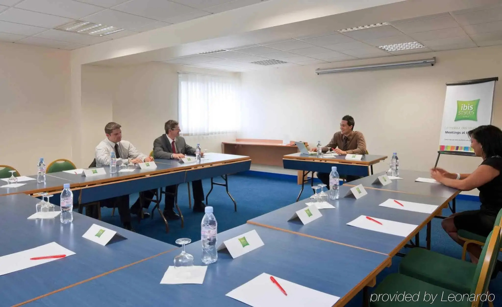 Ibis Styles Peronne Assevillers - Général