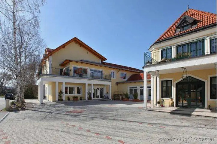 Der Winzerhof Bed & Breakfast Achau