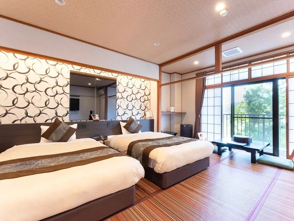 Livemax Resort Yuhigaura Kitu Onsen - Chambres