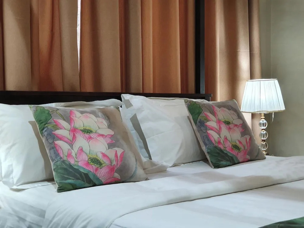 Lotus by Serendib — фото 4