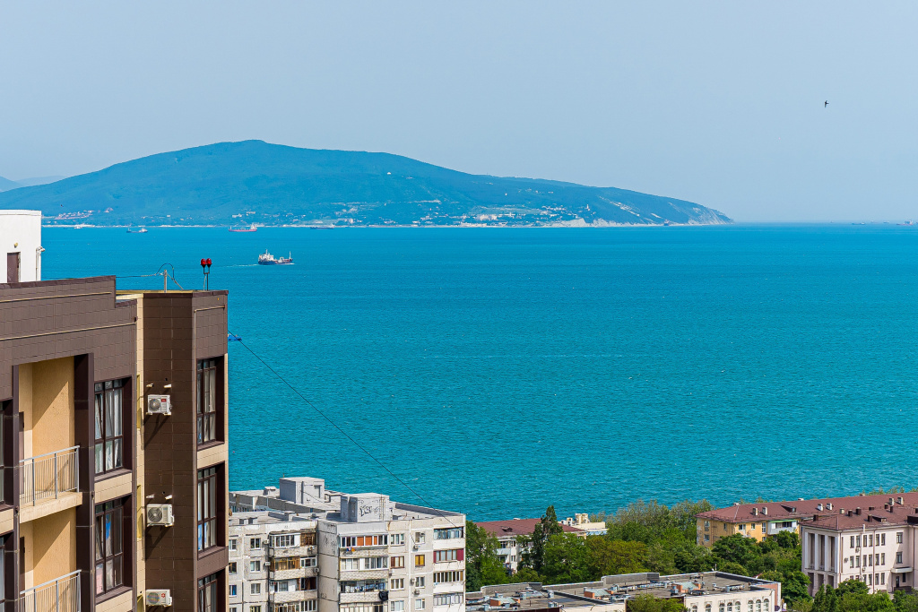 Beach & Waterfront