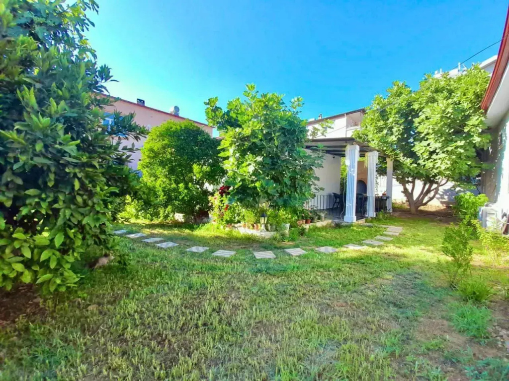 Aloanda House