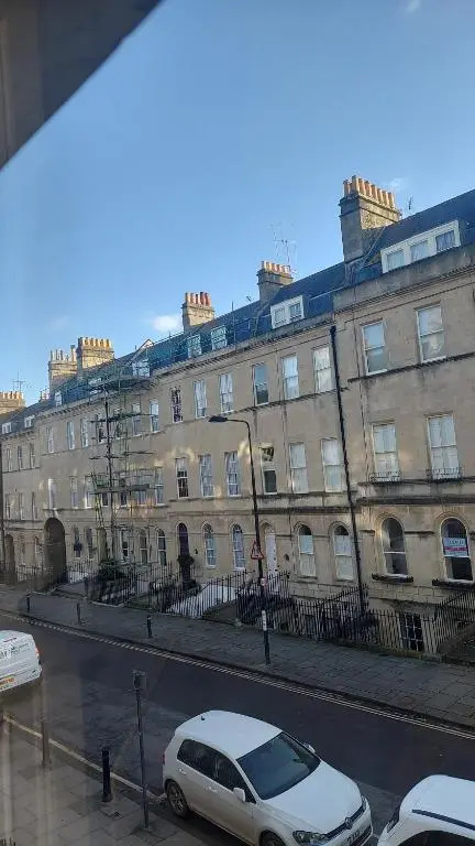 Grade 1 Maisonette, 2 Bedrooms, Very Central