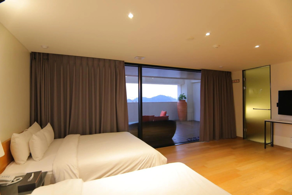 Hotel Gite — 4