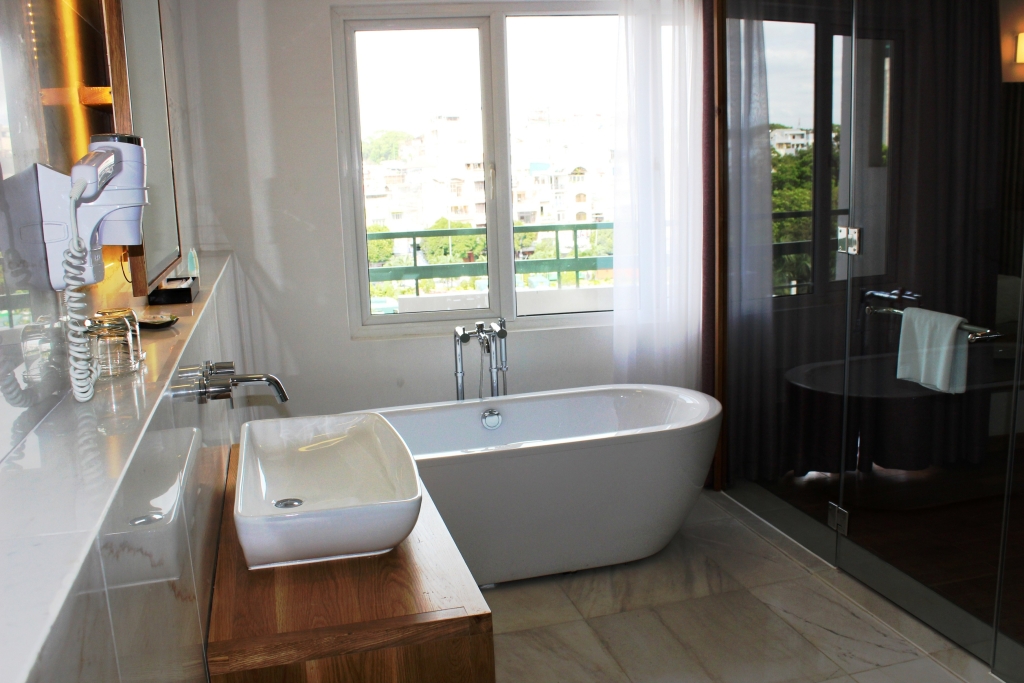 Liberty Saigon Greenview by null