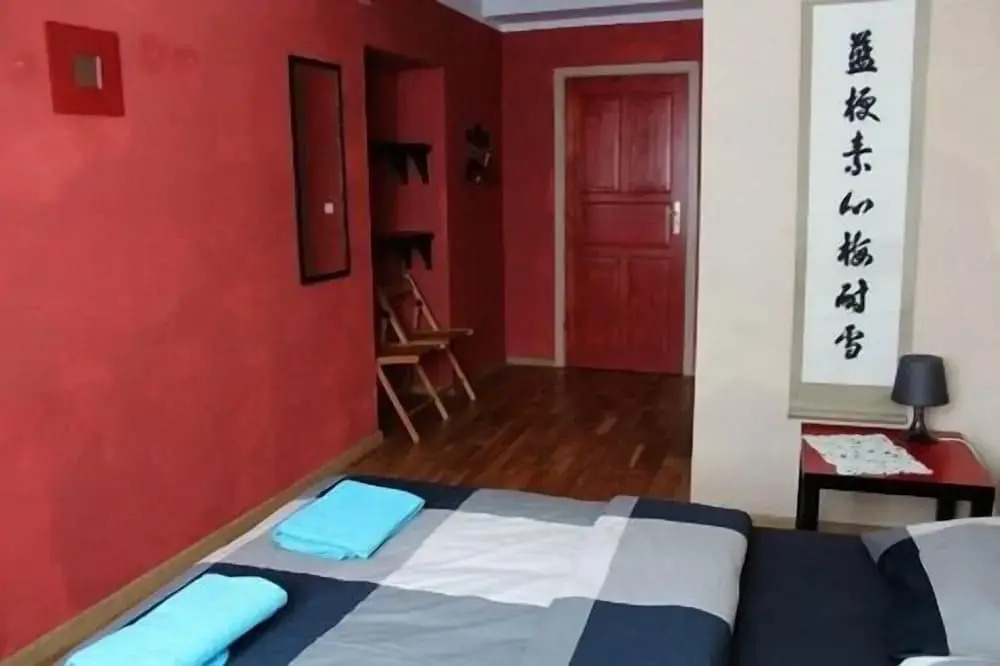 Одноместный семейный номер Standard двуспальная кровать в El hostel