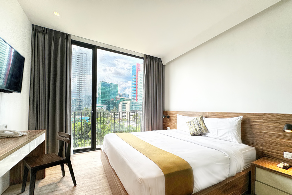 Rasuna Icon Hotel Room Type - Deluxe Room City View 