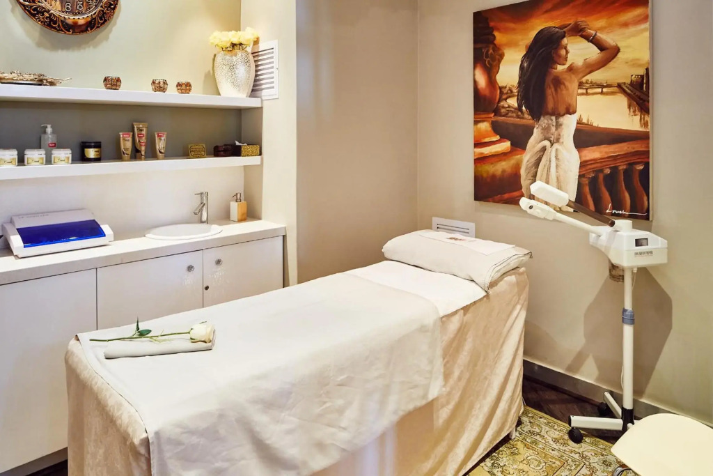 First Group The Palace All-Suite - фото 49