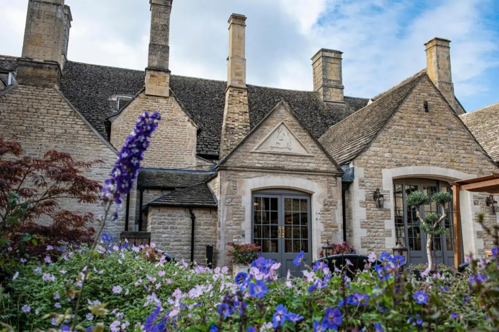 The Haycock Manor Hotel - Général