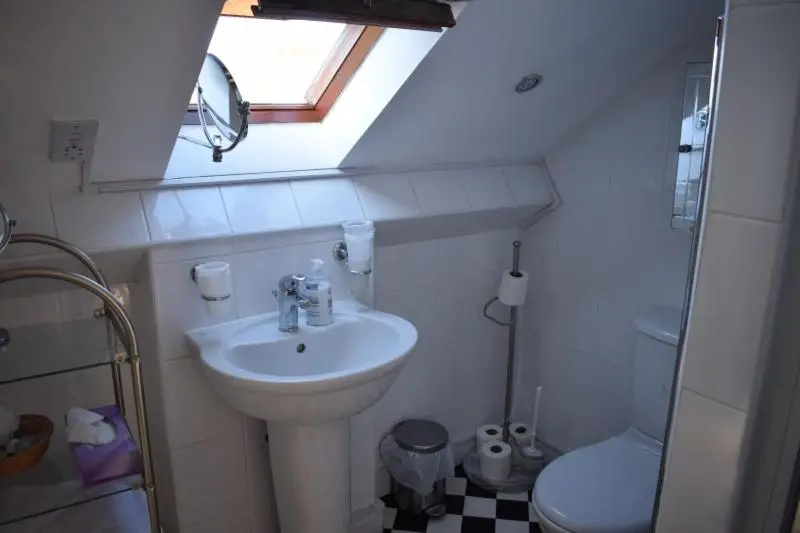 Clifton Bridge Guesthouse - Chambres
