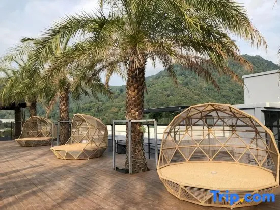 Kamala Beach P55 Exclusive Junior Suite