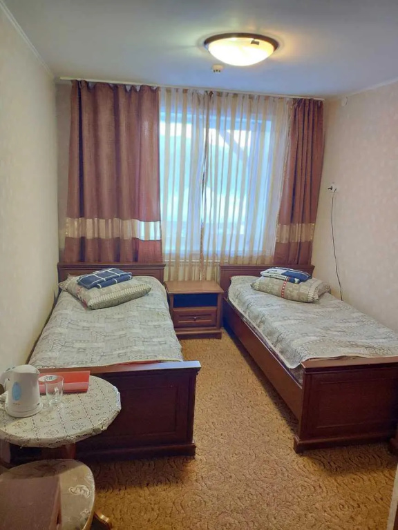 Economy room