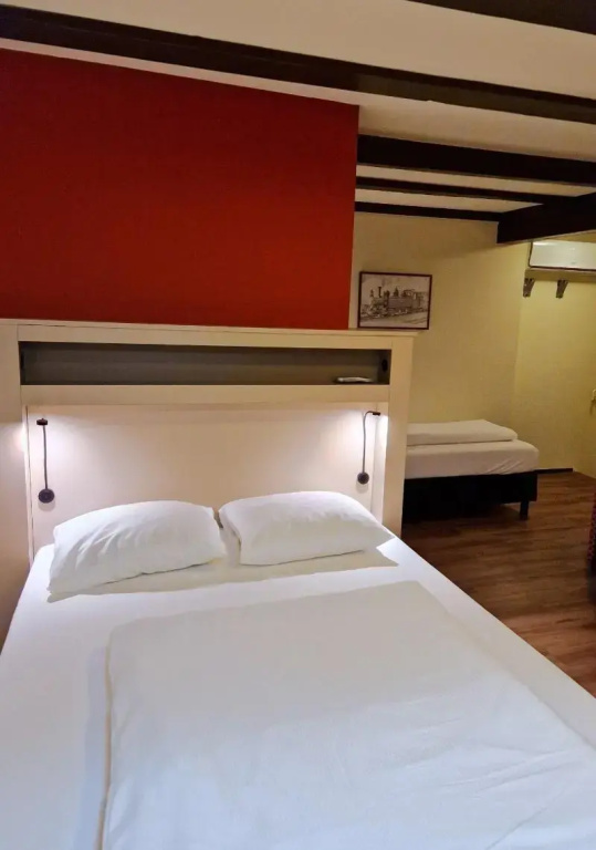 A-Train Hotel - Chambres