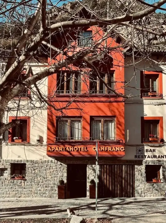 Apartahotel Canfranc