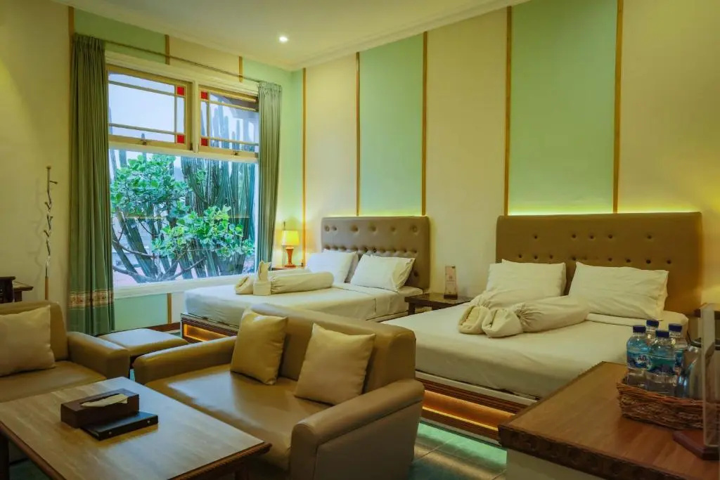 Deluxe Quadruple room