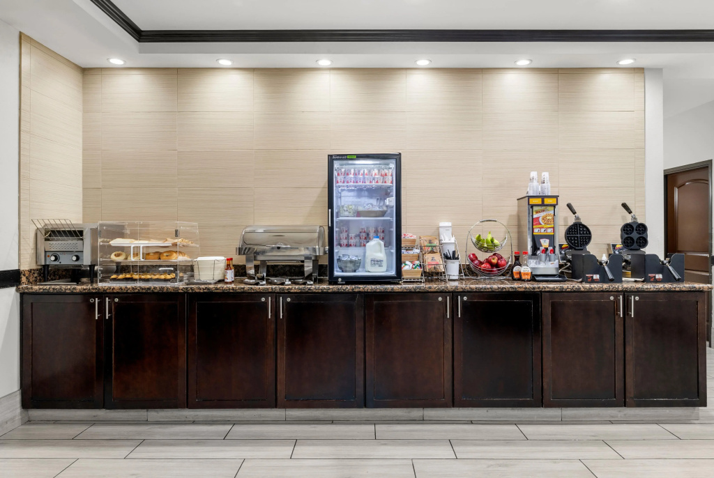 La Quinta Inn & Suites by Wyndham Auburn - Général