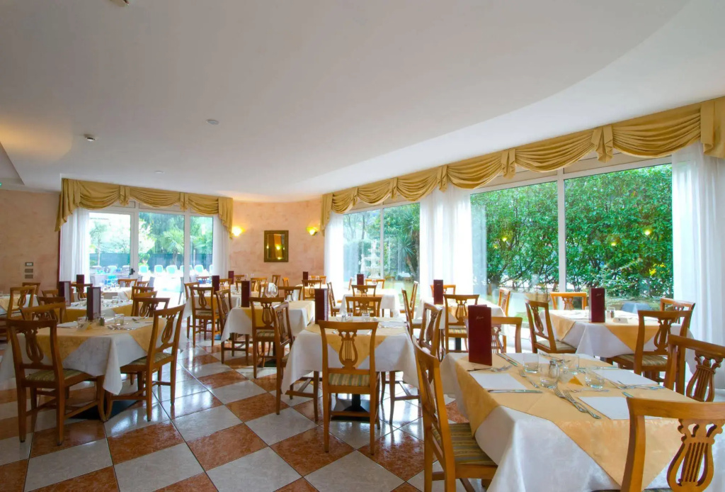 Hotel photo 41