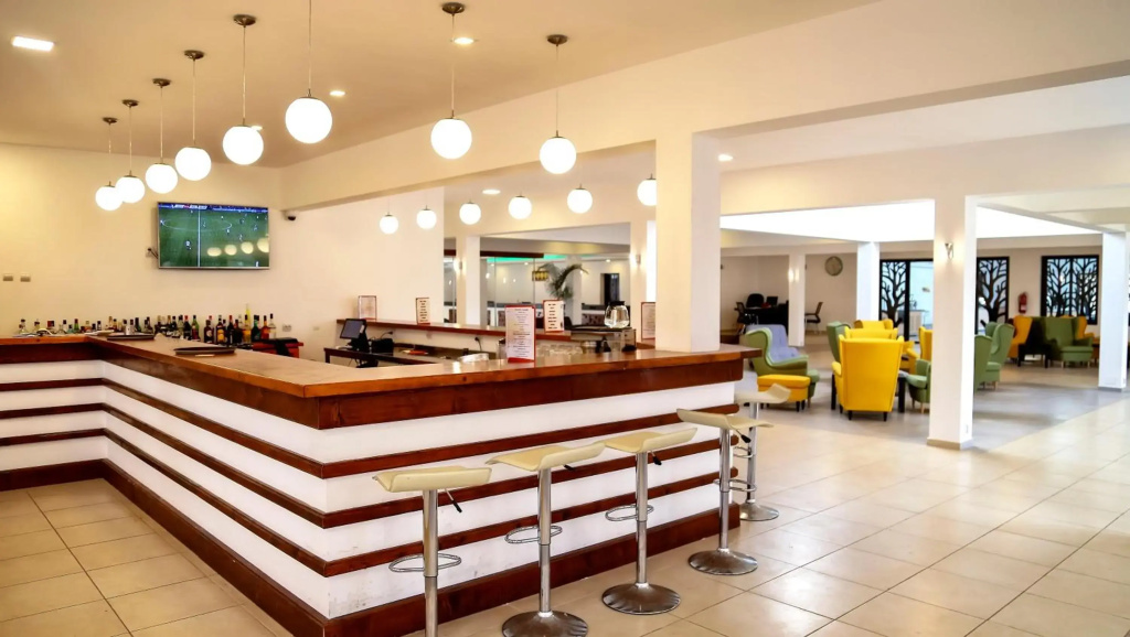 Sunbeach Hotel & Resort photo 4