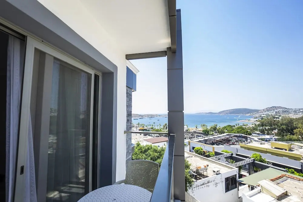 Studio with sea view