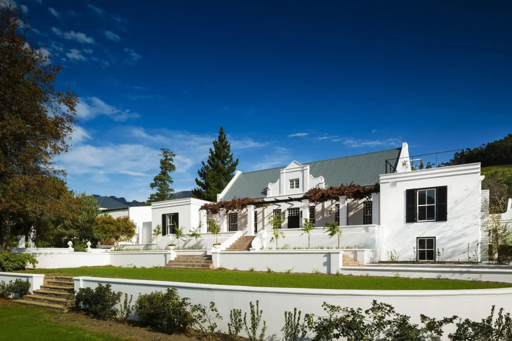Mont Rochelle Hotel & Vineyard
