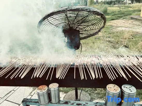 Jinyun Denglou Kanshan (Huzhen)